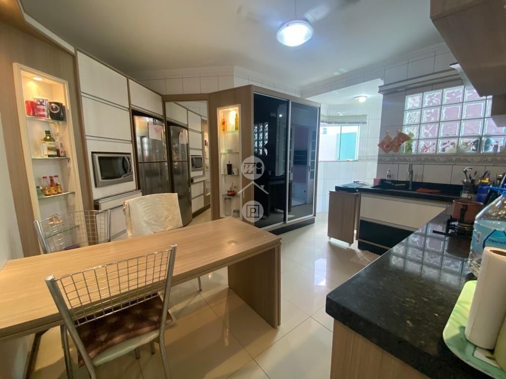 Casa em Pagani, Palhoça. 3 quartos, 190m². Imagem 5 de 20